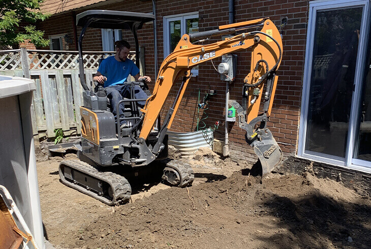 mini excavation pour la Rive-sud